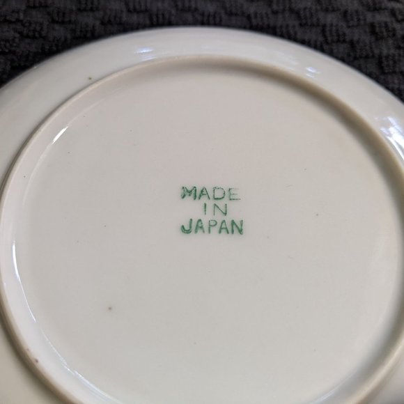 COPY - Amazing Detailed Vtg. Moriage Dragonware Porcelain Teacup/ Saucer 3 Sets… - Picture 14 of 14